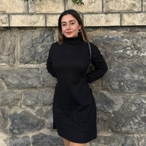 Uzun kollu kisa siyah etek